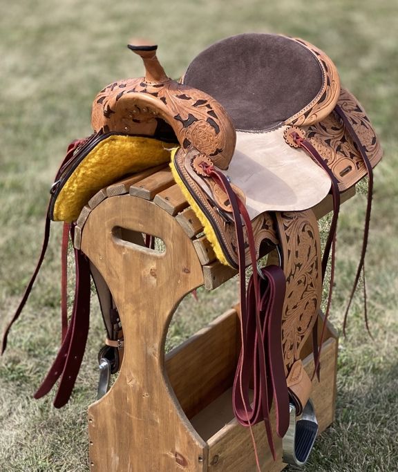 Dale Rodrigez Floral Tooled Barrel Saddle 15"