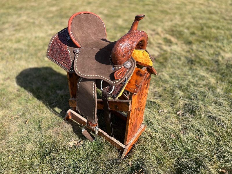Dale Rodrigez Light Weight 15" Barrel Saddle
