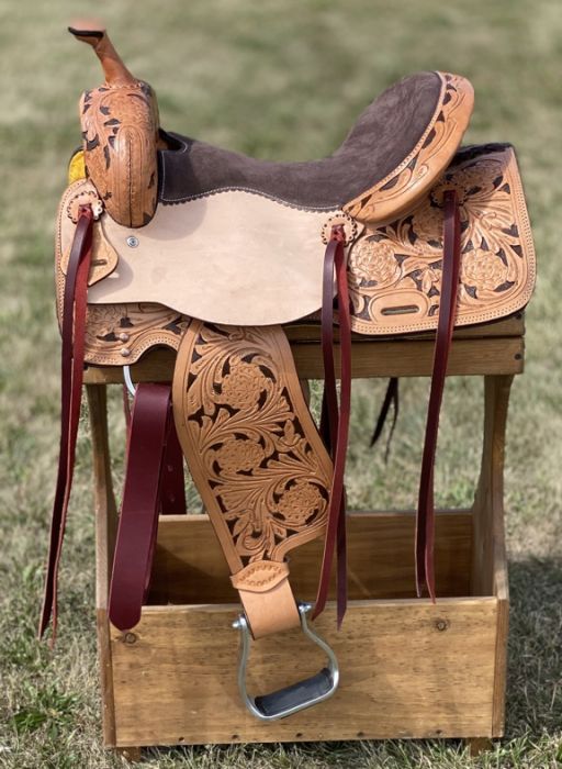 Dale Rodrigez Floral Tooled Barrel Saddle 15"